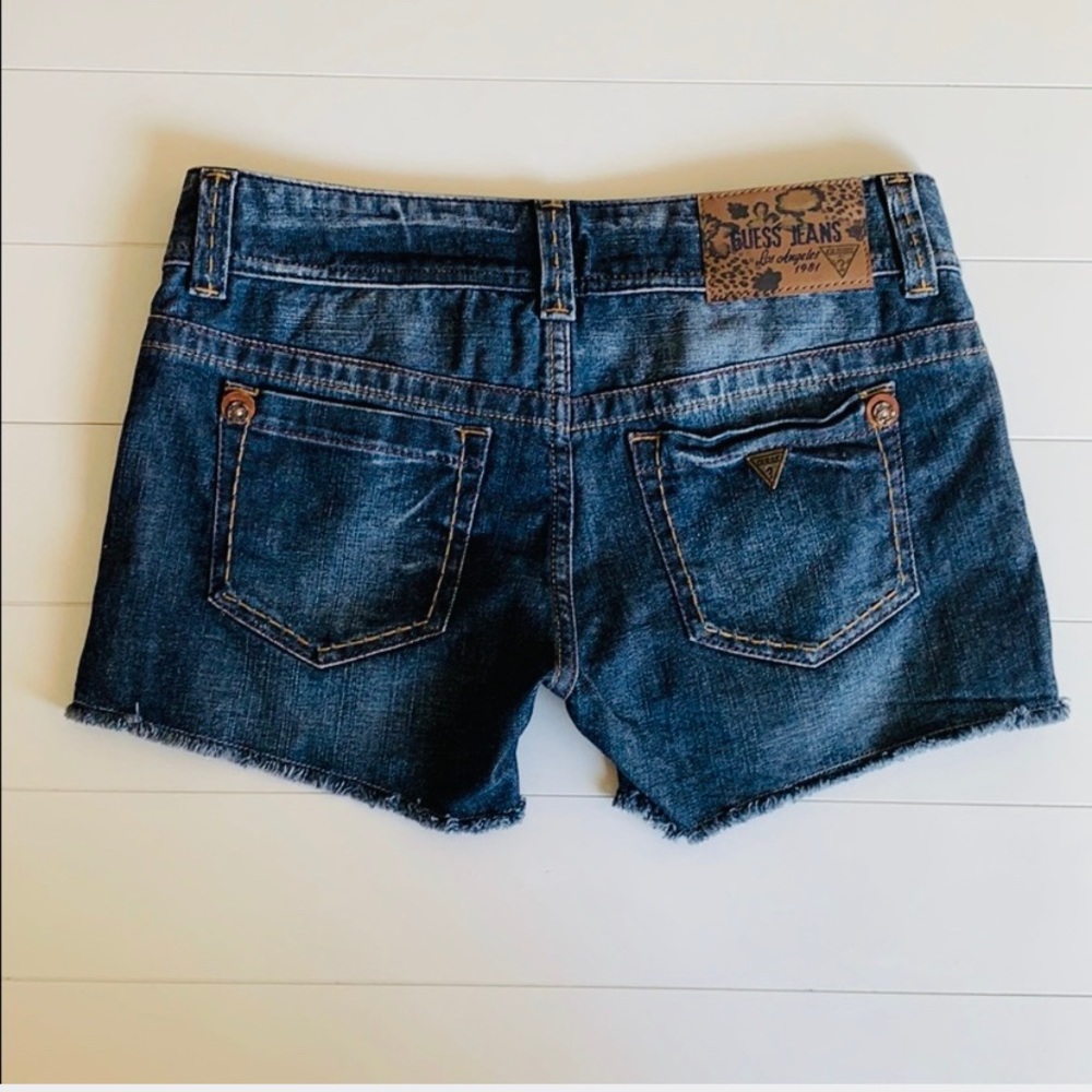 GUESS Cut Off Jean Shorts Side Zipper Size 27